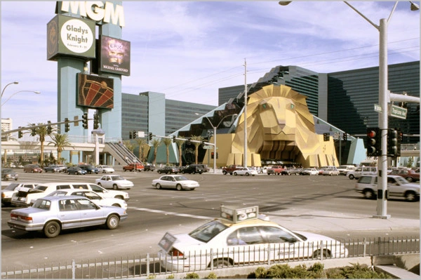 Navigating the Concrete Jungle: Your Guide to Public Parking on the Las Vegas Strip